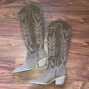 Knee High Cowboy Boots SZ 9